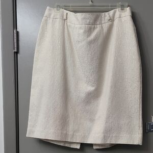 Worthington Elegant Ivory Pencil Skirt